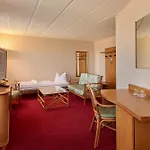 Axxon Hotel 4*