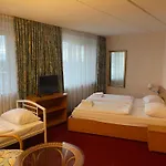 Axxon Hotel 4*