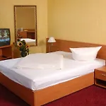 Axxon Hotel