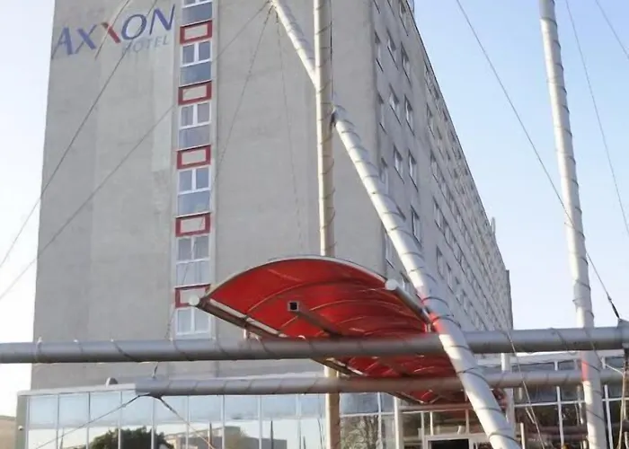 Trip Axxon Hotel